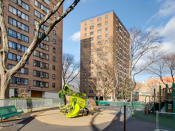 3rd image of 3343 14th St APT 6A