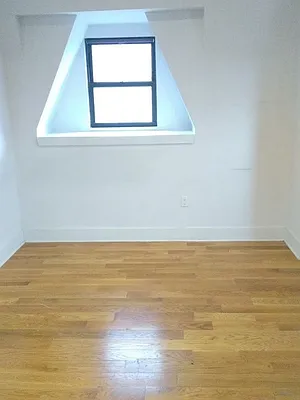 Rented by Keller Williams NYC | media 2