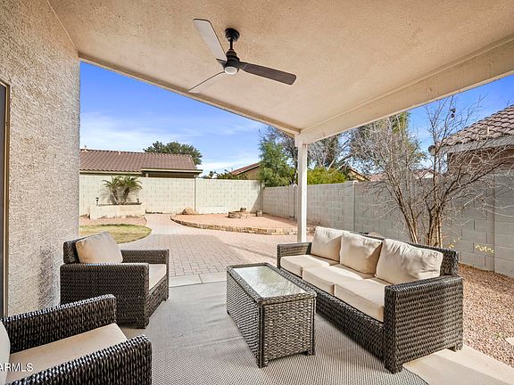 5th image of 2396 E WINCHESTER Place