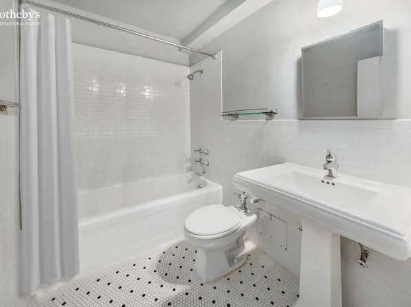 20 East 35th Street image 5 of 8