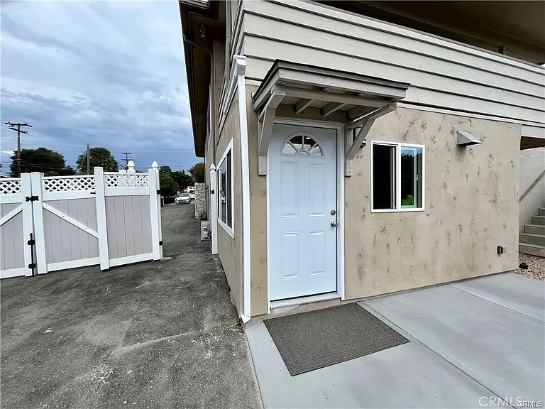 1401 Crestridge Dr — Photo 22