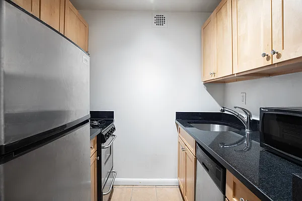 Rented by MNS | media 28