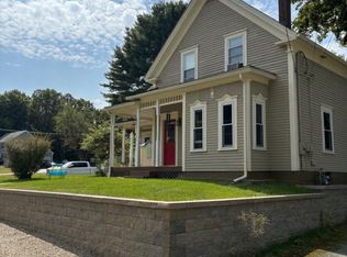 11 Williams St, Pepperell, MA 01463