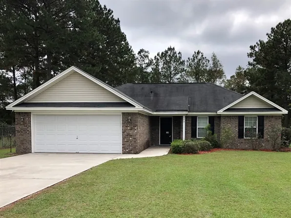 175 Huger St, Rincon, GA 31326