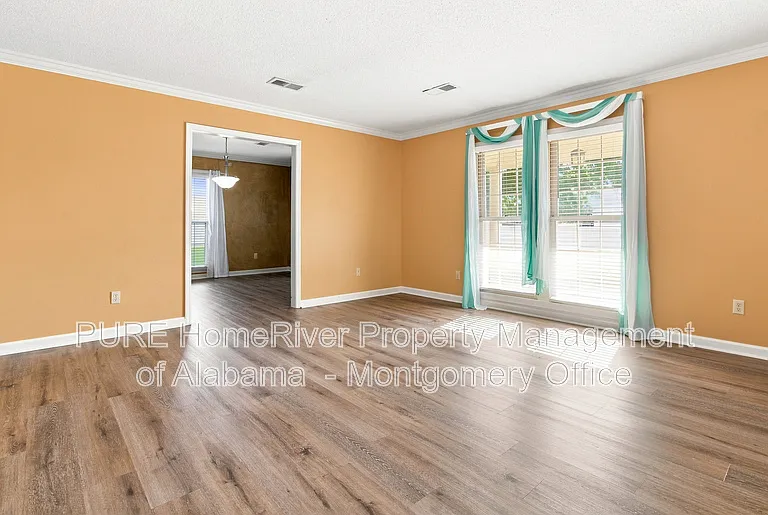2500 Bell Rd — Photo 6