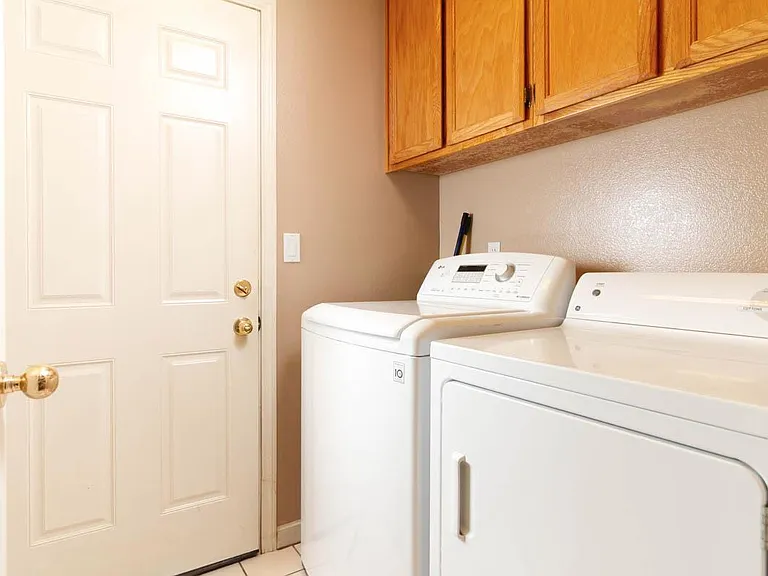 1416 Vigo Ct — Photo 10