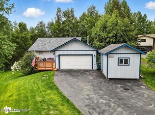 22471 Centurion Dr, Chugiak, AK 99567
