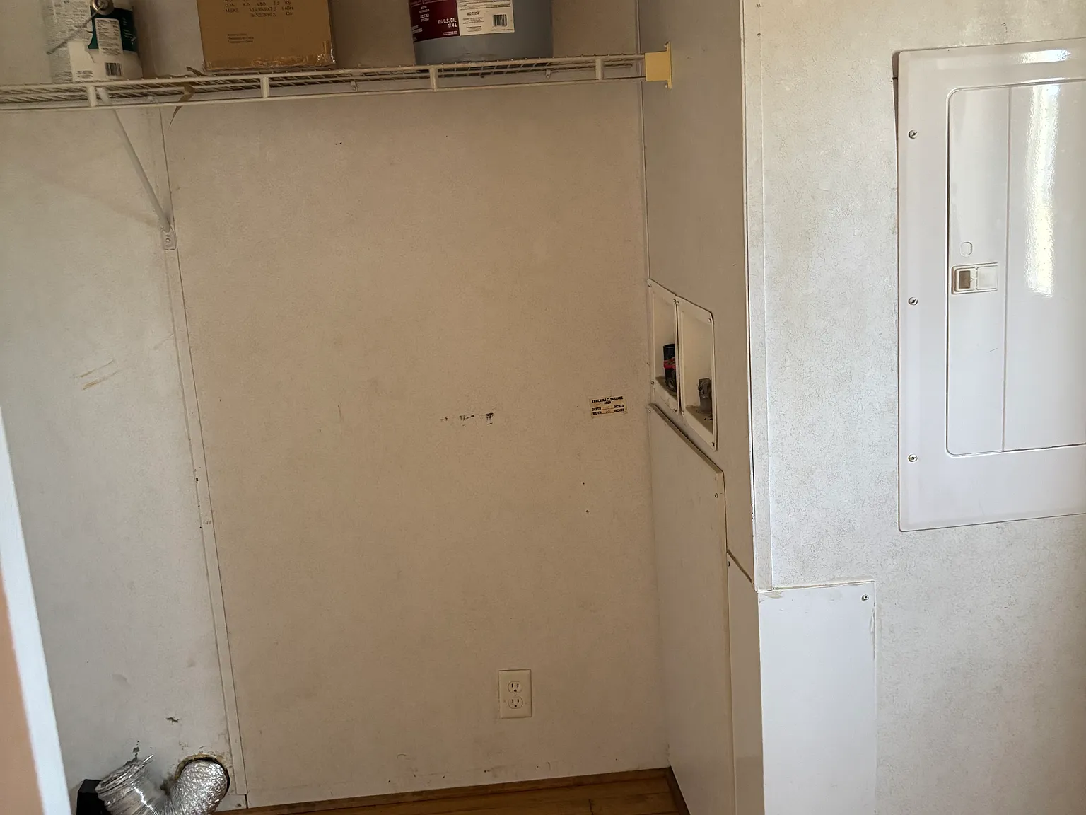 3 bed, 1624 sqft, $1,800 — Photo 2