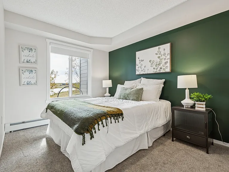 388 Silverton Glen Grn SW — Photo 43