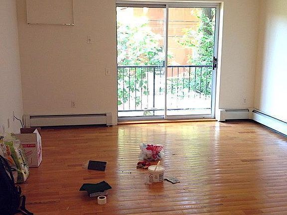 2nd image of 2555 31st St APT 1F