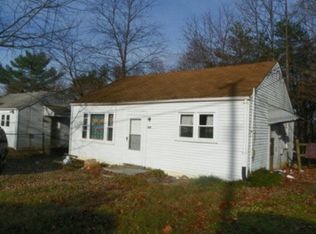 345 Clearview Dr, Martinsville, VA 24112