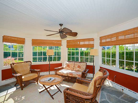 4th image of 14 Halsey Ave