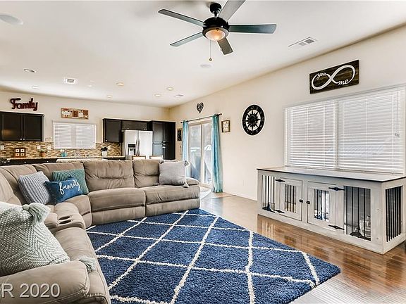 4th image of 7943 Mineral Peak St