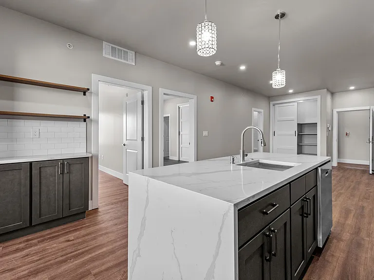 77 E Pastorius St #6 — Photo 11