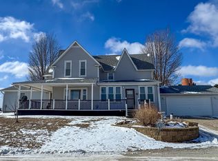 1424 Lemon Ave, Hampton, IA 50441