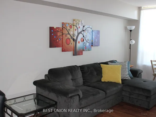 7 Bishop Ave, Toronto, ON