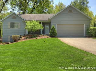 12350 Holmden Dr NE, Rockford, MI