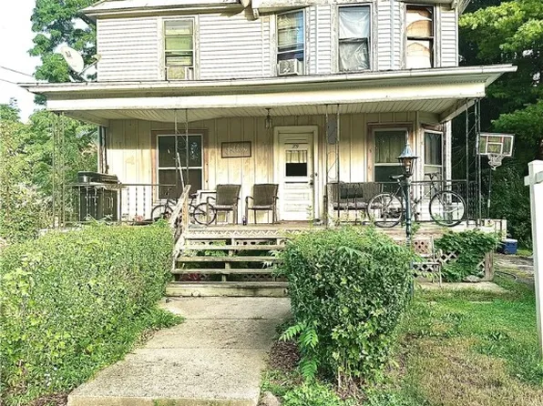 79 Sodus St, Clyde, NY 14433