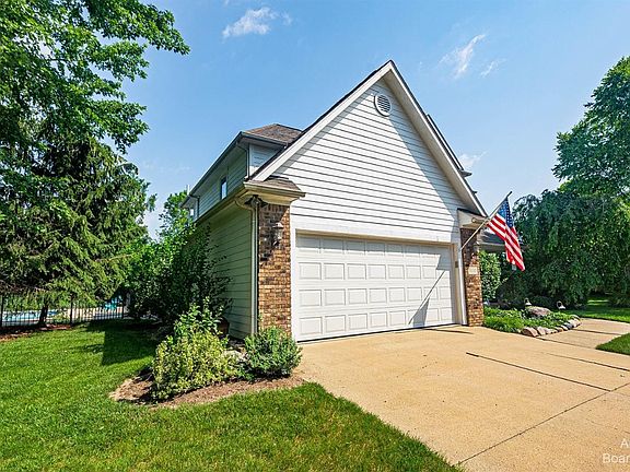 5th image of 1133 Melrose Ct #7