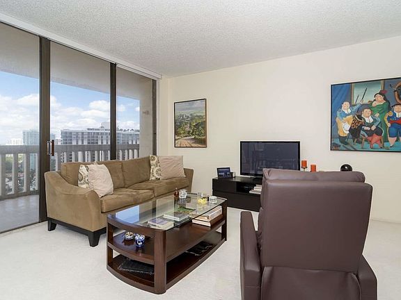 5th image of 19355 Turnberry Way #24C