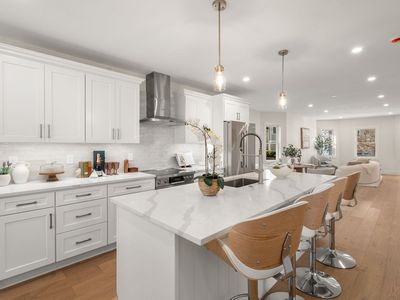 25 Francis St #1, Watertown, MA, 02472