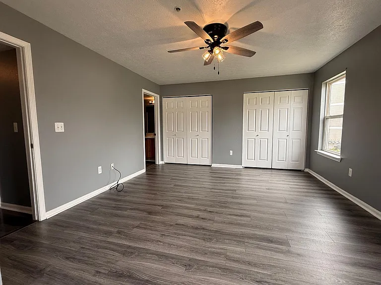1401 Millbrook Trl — Photo 12