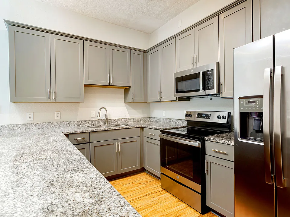 Hillmeade Apartment Homes