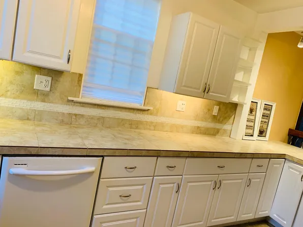 (undisclosed Address), Pittsburgh, PA 15216