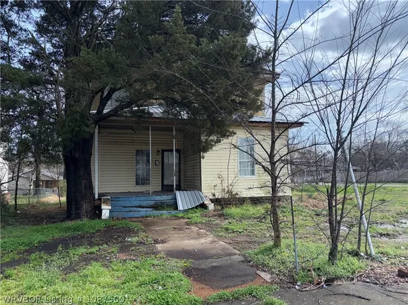 1104 N 15th St, Fort Smith, AR 72901