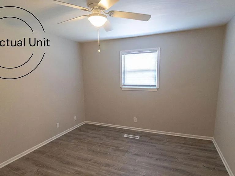 7220 N Moberly Dr #B — Photo 22