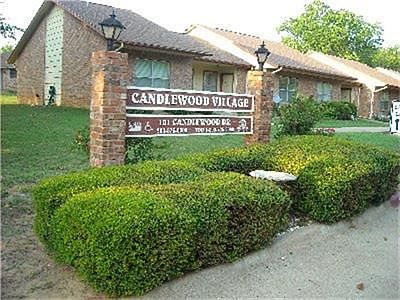 3rd image of 101 Candlewood Dr