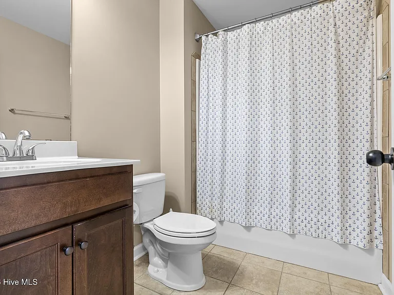260 Breakwater Dr — Photo 20