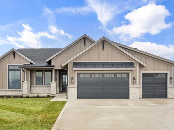 8380 Edgewood Ct, West Des Moines, IA 50266