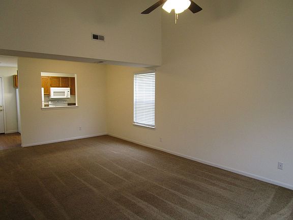 4th image of 3538-3540 Prescott Dr