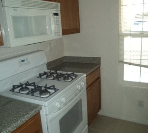 3rd image of 10347 Beautiful Fruit St