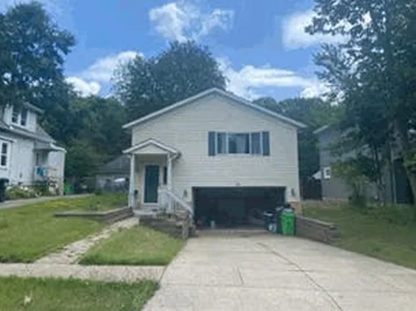 929 Archer Rd, Bedford, OH 44146