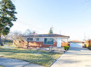 25007 Palomino Ave, Warren, MI 48089