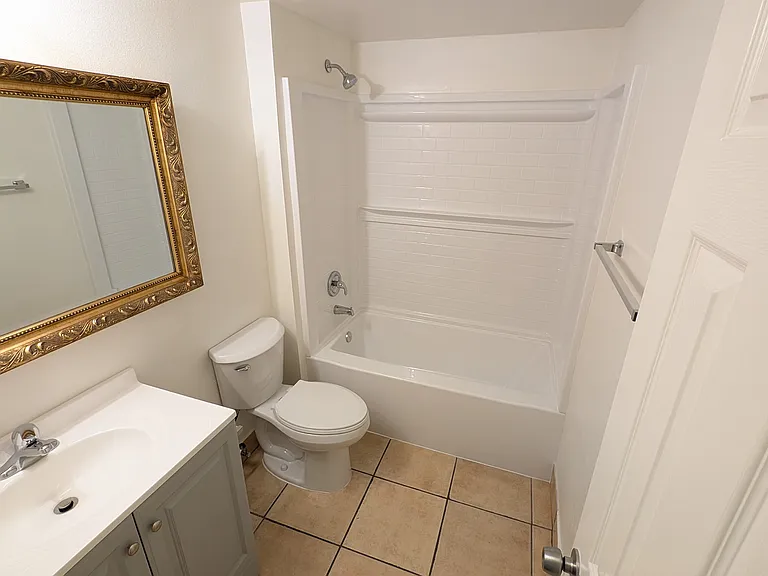922 W Olive Ave #A — Photo 3