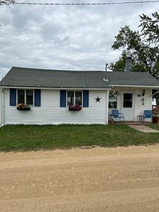 220 Clydette Dr, Madison Lake, MN, 56063