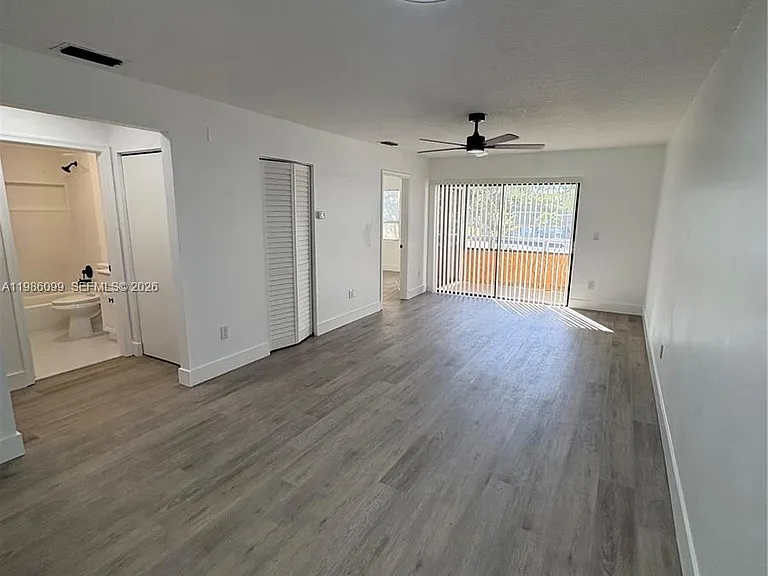 1500 NW 4th Ave #306 — Photo 3