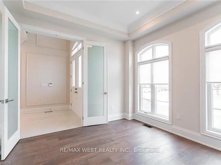 119 Jay St — Photo 5