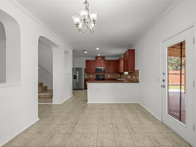 10909 Helms Deep Dr — Photo 8