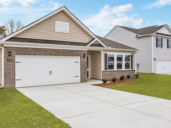 2nd image of 2635 Delilah Drive