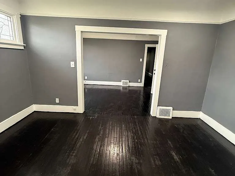2676 Sturtevant St #3 — Photo 9