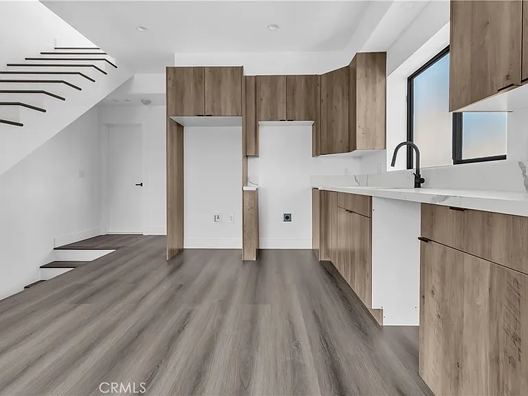 1571 Ricardo — Photo 16