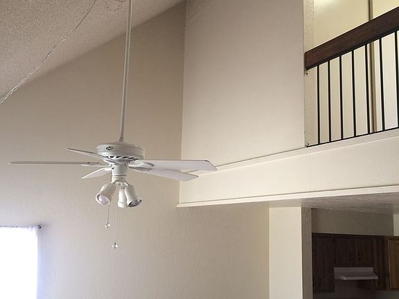 5th image of 7308 N 43rd Ave