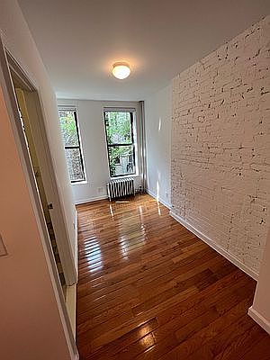 4th image of 23 Barrow St APT 3B