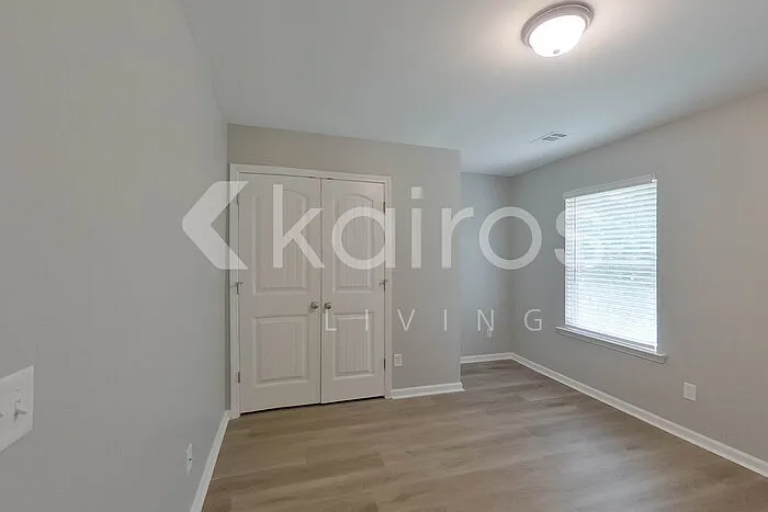 128 Bluff Rd — Photo 23