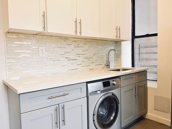 2nd image of 439 E 135th St APT 2W