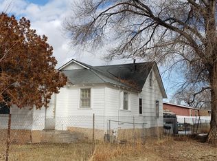 327 4th St, Parachute, CO 81635